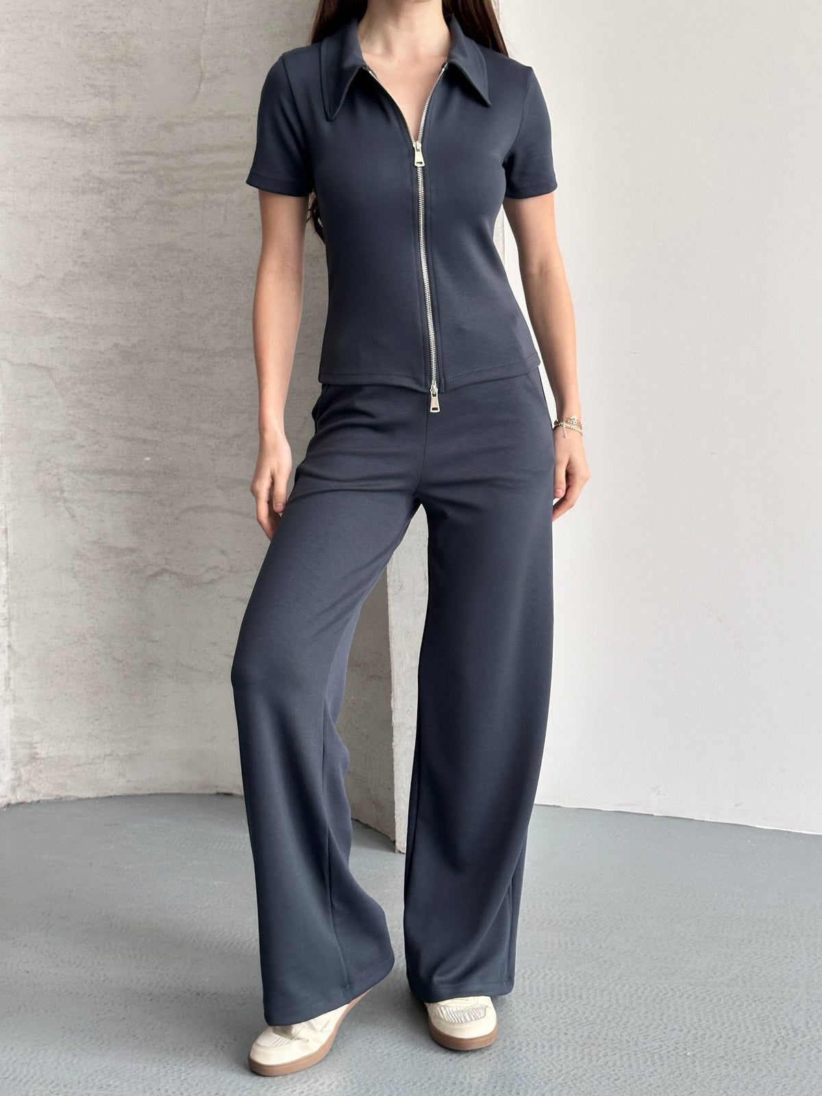 Noura Zip Lounge Set